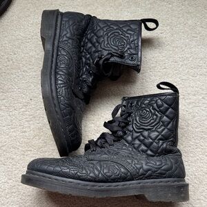 Dr. Martens Women’s Black Rose Quilted 1460 Boots